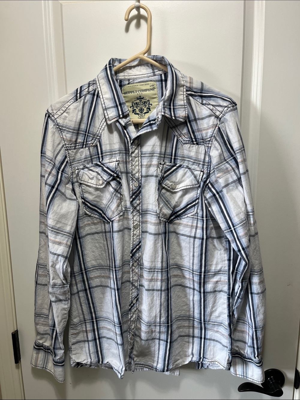 Men's White & Blue Plaid Button-Down Shirt 0306
